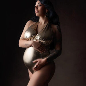 body gold Sartoria Partenopea Monika serek maternity sartoriale made in Italy photographer