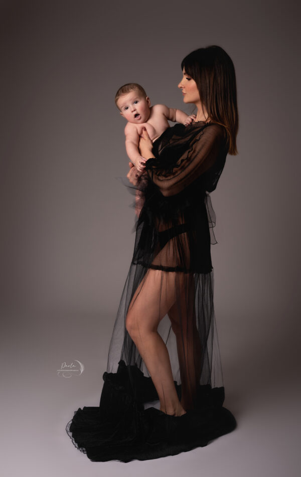 abito maternity Black Rose sartoria partenopea Paola nuvolin sartoriale made in italy la tua fotografa di famiglia